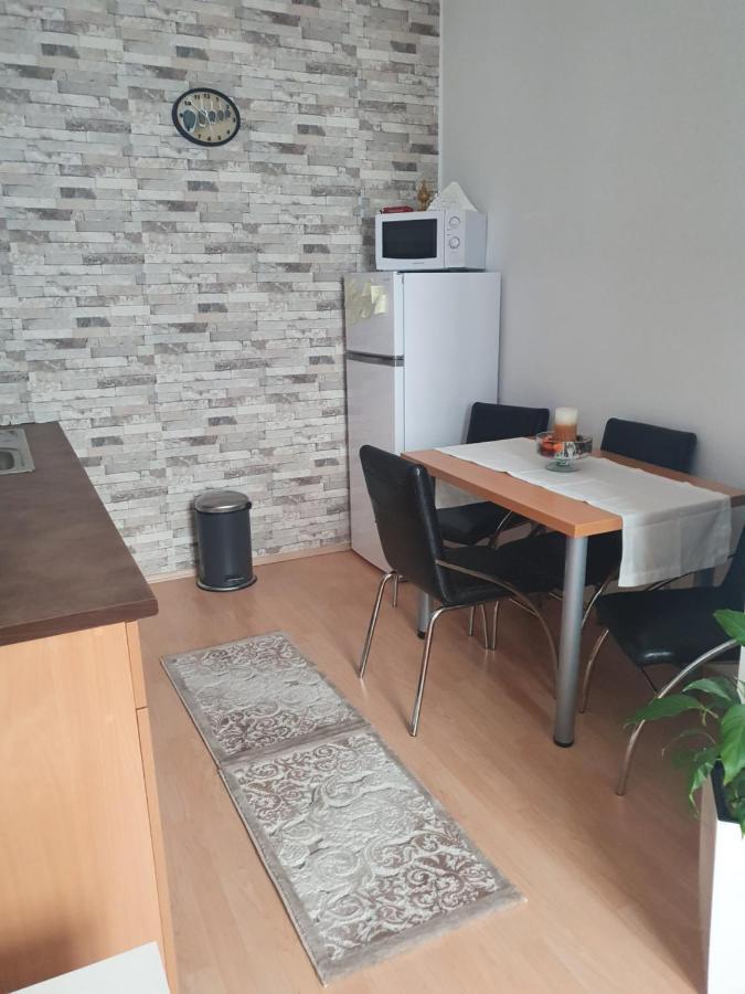 브라쇼브 Sunset Apartament 아파트 외부 사진