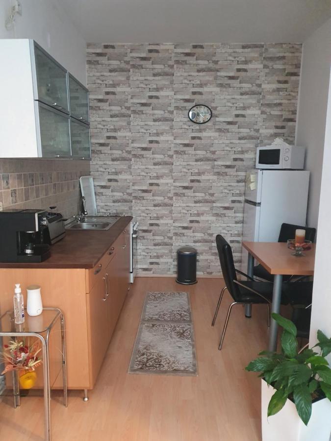 브라쇼브 Sunset Apartament 아파트 외부 사진